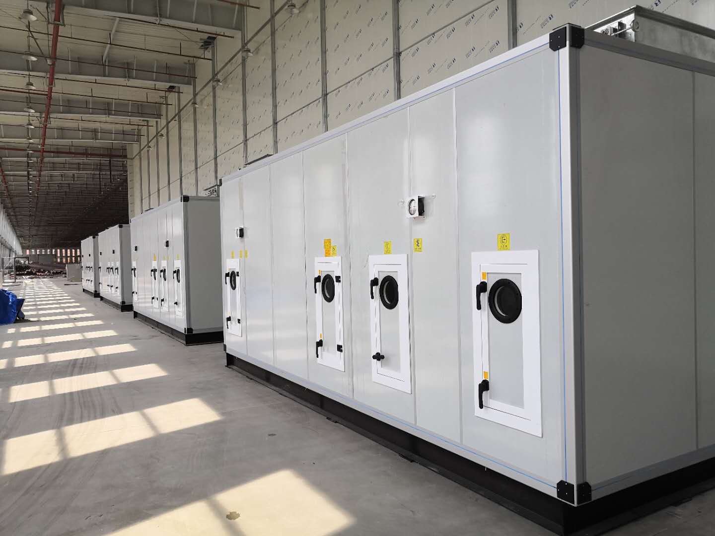 為客戶(hù)現場(chǎng)安裝、調試